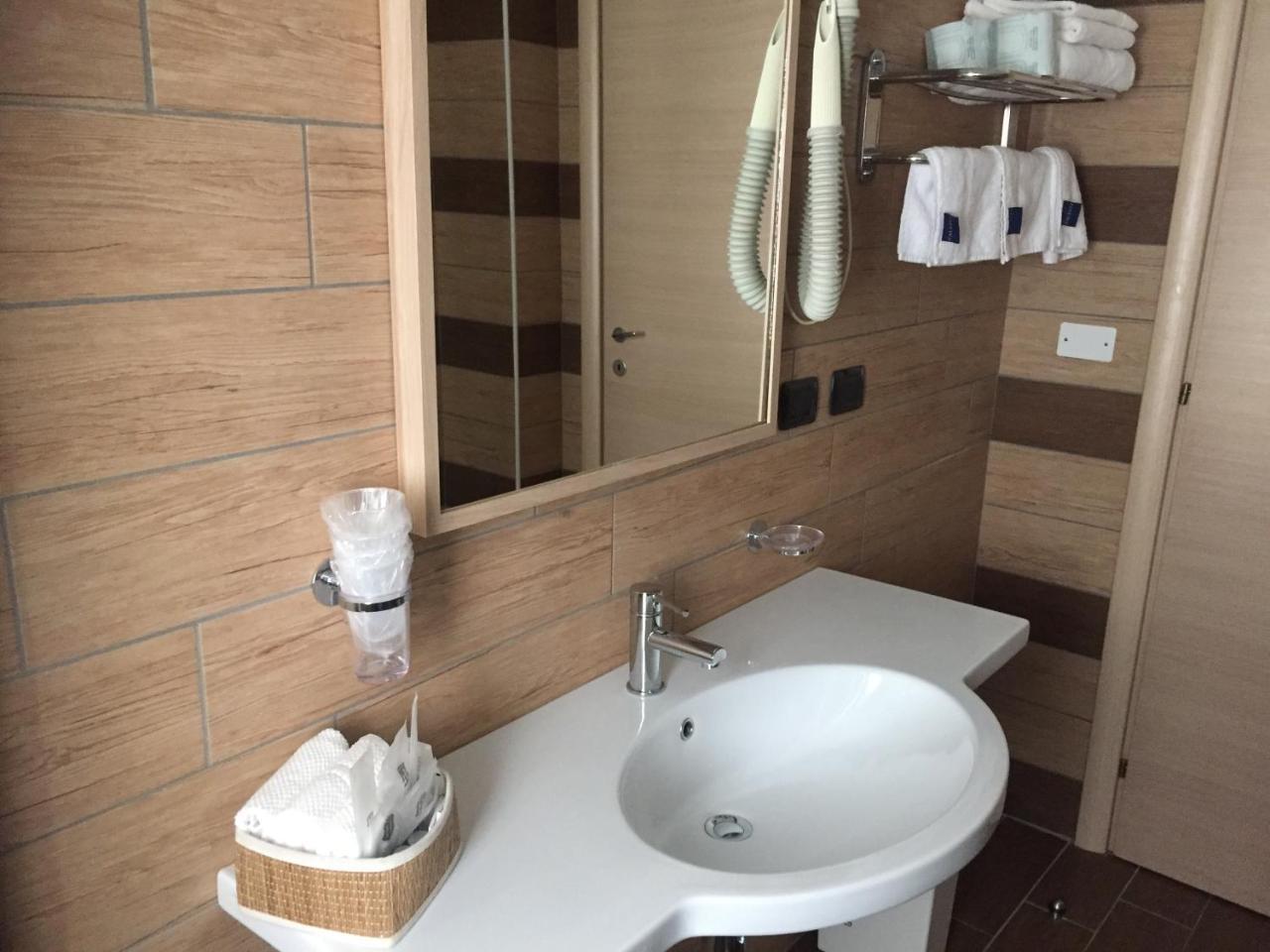 Da Battista Otel Suzzara Dış mekan fotoğraf